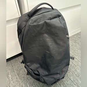 Able Carry Daily backpack